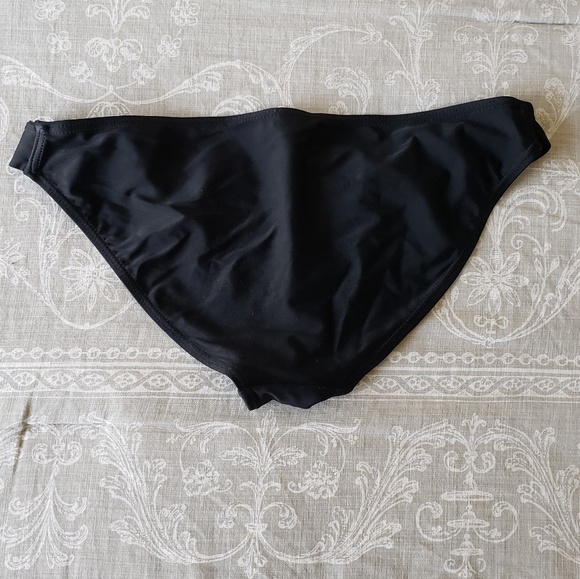 Black bikini bottom - Picture 3 of 5